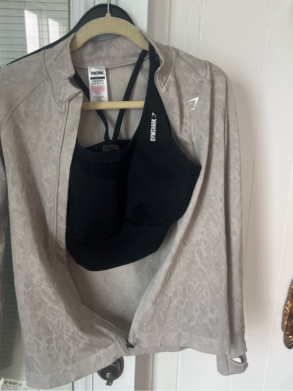 Gymshark combo jacket & bra